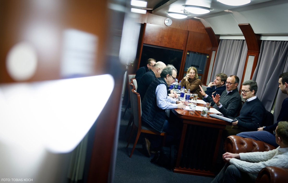 Tobias Koch tweet media