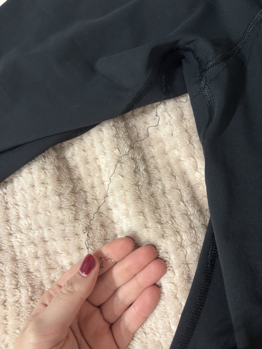 Burton2Verity's tweet photo. @Myprotein hello, I ordered some leggings, worn them once and the stitching is all pulling away - unacceptable https://t.co/wCPWvwgehT
