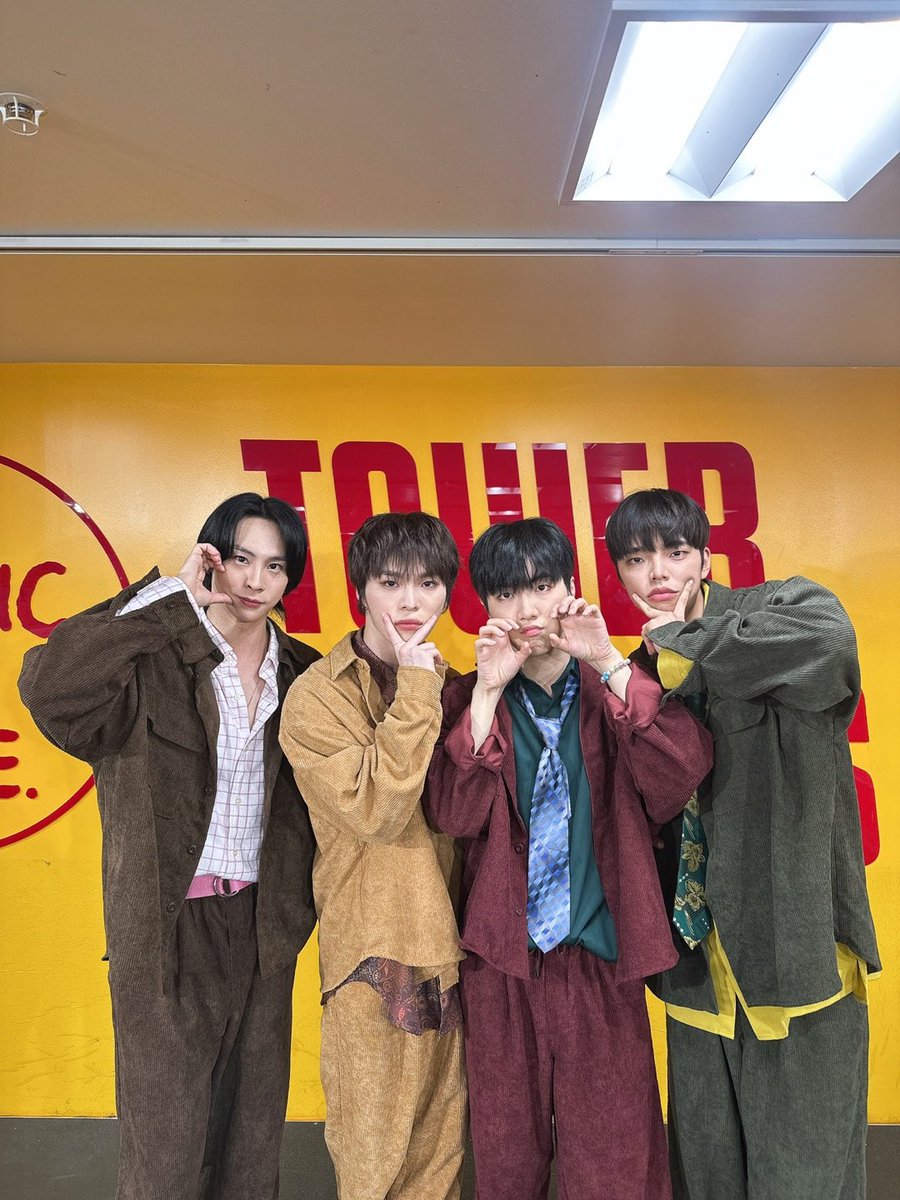 CMDM_JAPAN's tweet photo. #CMDM 「#BACK_TO_THE_FUTURE 」 JAPAN
DAHLIAのおかげで最終日まで楽しく完了🫡
いつもありがとう、愛してます🧡
またすぐ会えるから待っていてくださいね😘
#シーエムディーエム
#얼레리꼴레리 #ALGR https://t.co/qFeTXCjkE9