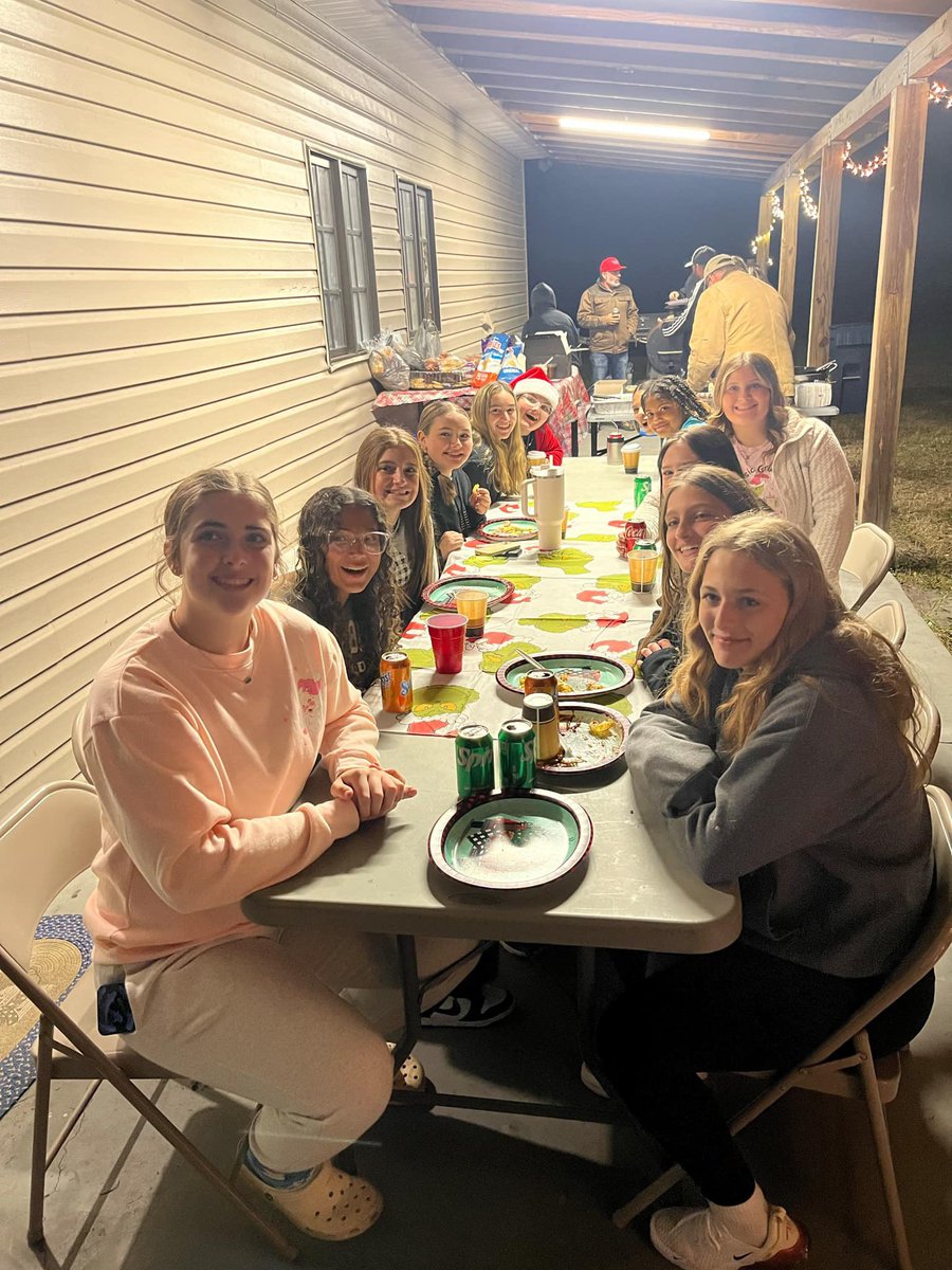 FREEDOM SOFTBALL tweet media