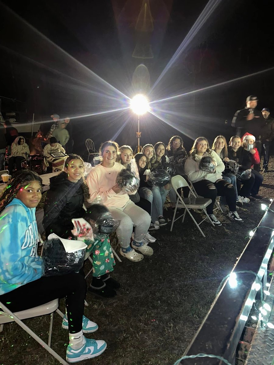 FREEDOM SOFTBALL tweet media