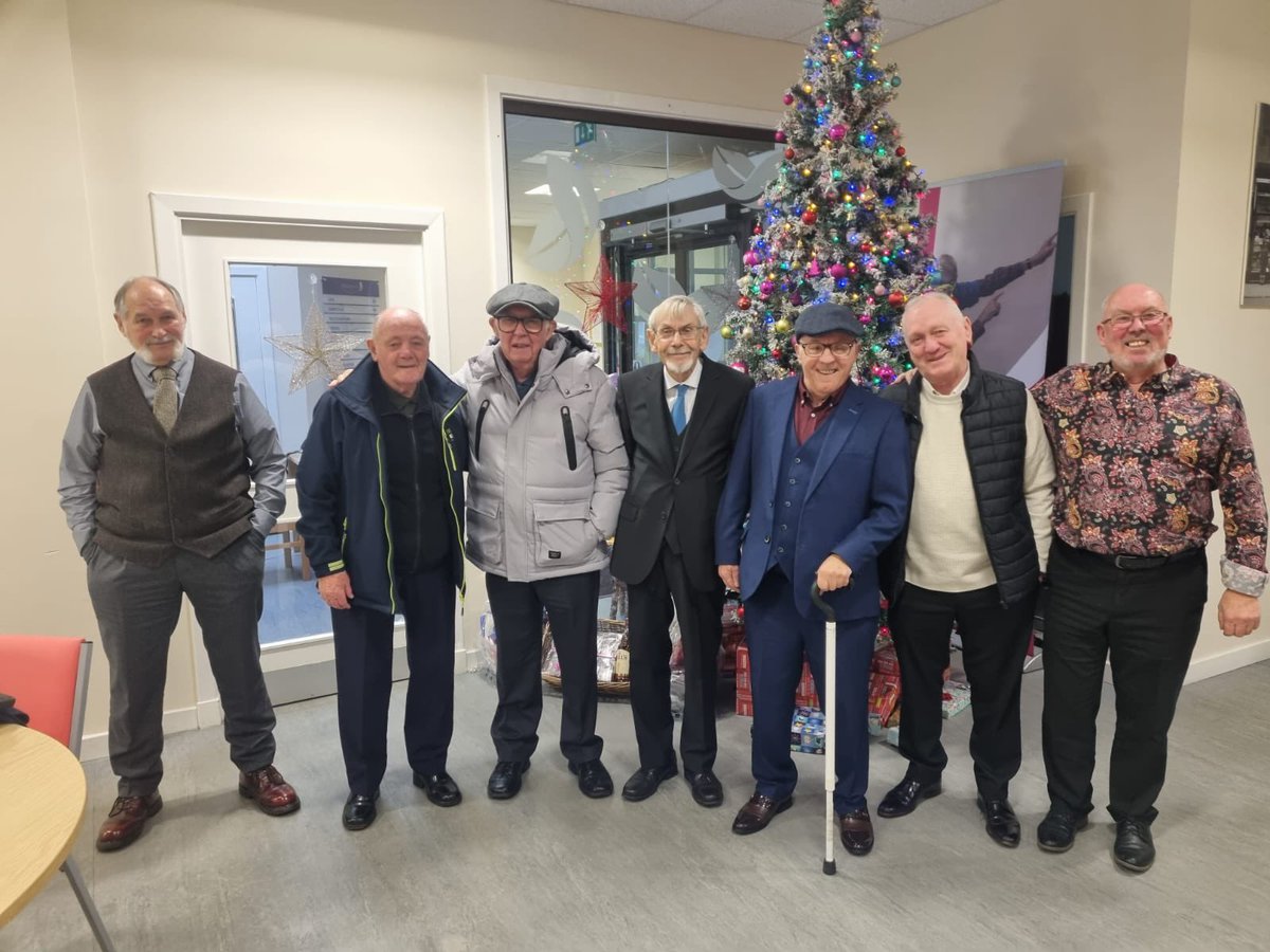 Thanks to Bailie Margaret Morgan for inviting us to the Lord Provost’s Christmas Lunch in Glasgow City Chambers yesterday!

The lads (who looked very dapper!) headed out in our accessible minibus for an afternoon of good food and great company! 🕺🎄
