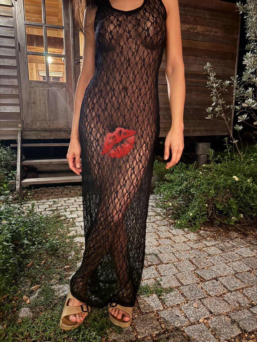 ใส่แบบนี้ถอดเลย ดีกว่า....
ใช่คับถอดจากข้างใน เหลือแต่ข้างนอก

แกล้งๆเรียก พนง มาดูดีไหมนะ

#คู่ไม่แลก #คู่นนทบุรี