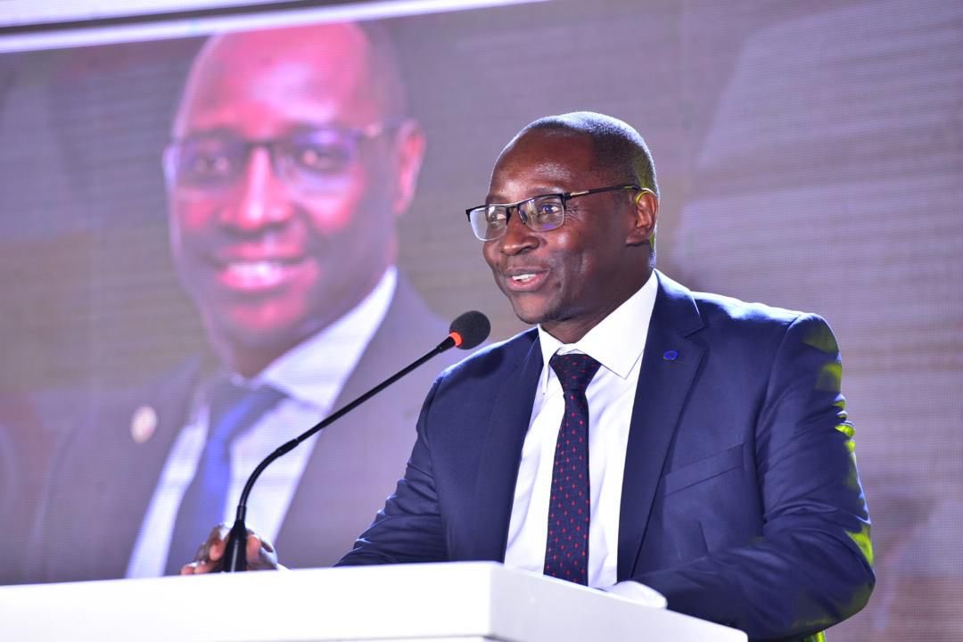 UnscriptedFooty's tweet photo. Speaking at #CornerStoneLaunchUg yesterday, the Board Chair, Michael Opira said that @CSAssetManagers are committed to being more than Investment managers and are dedicated partners who help clients achieve their financial goals with the highest standards of ethics and expertise. https://t.co/k64OdB7g0A