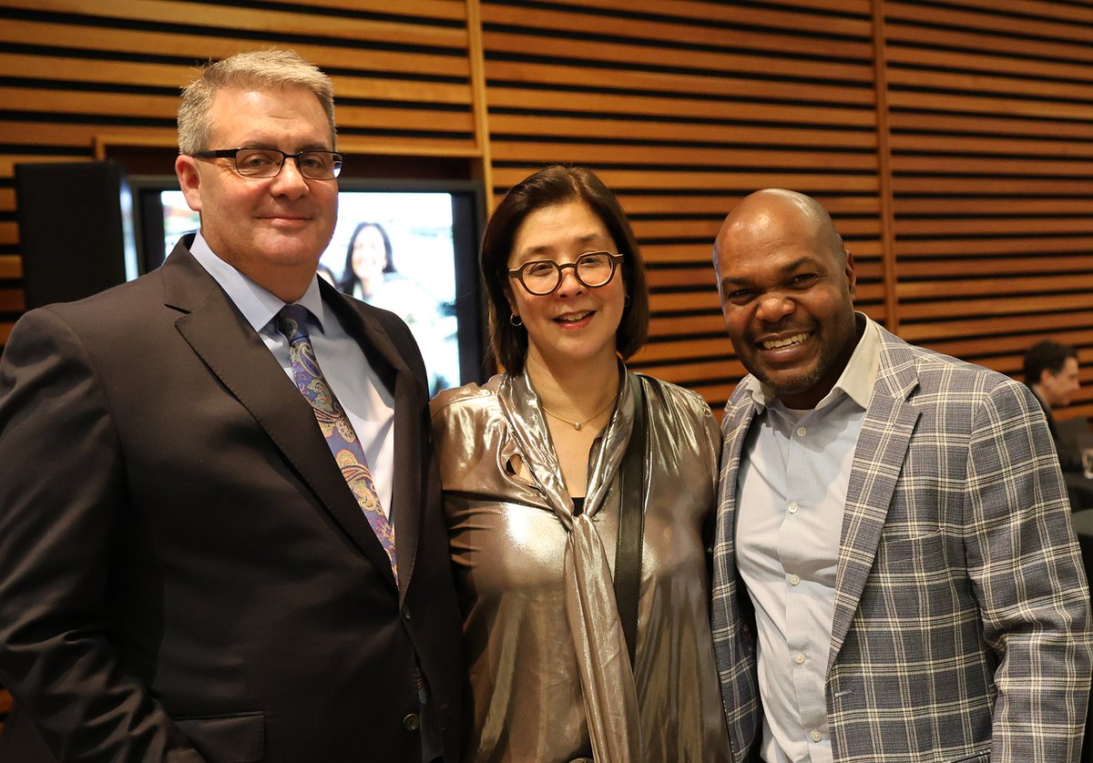 Dr. Eileen de Villa (@epdevilla) on Twitter photo On Monday, I was joined by my wonderful friends and colleagues to celebrate my final days as Medical Officer of Health at <a href="/TOPublicHealth/">Toronto Public Health</a>. What an incredible evening it was, full of connection, laughter, and bittersweet reminiscing.
It has been the honour of a lifetime to serve On Monday, I was joined by my wonderful friends and colleagues to celebrate my final days as Medical Officer of Health at <a href="/TOPublicHealth/">Toronto Public Health</a>. What an incredible evening it was, full of connection, laughter, and bittersweet reminiscing.
It has been the honour of a lifetime to serve