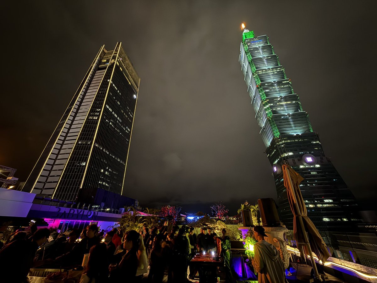 Howard Chen tweet media