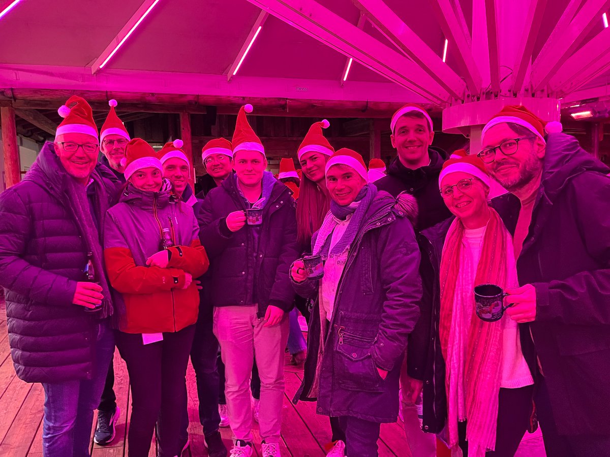 USUSolutions's tweet image. A successful evening at the “Kraxl Alm”! 🎉

Around 40 colleagues from ITSM and KM Consulting enjoyed a fun team event in Rutesheim earlier this month. 🥌 After a delicious meal, curling brought everyone together. A true highlight for all!

#USUSolutions #OneUSU #TeamSpirit