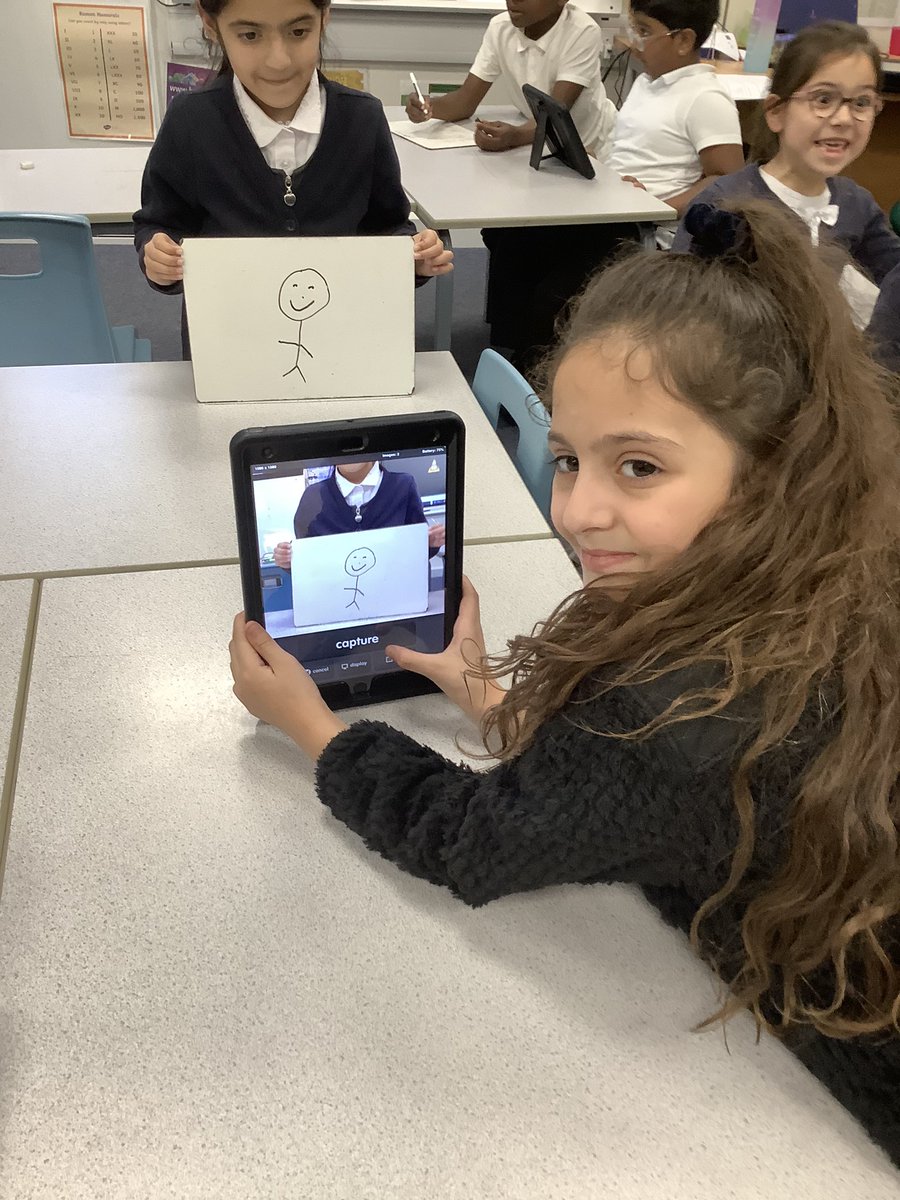PindersPrimary's tweet photo. Year 3 are enjoying exploring stop motion on the IPads in their computing session this afternoon. #PPcomputing https://t.co/ZiaXTbVCKn