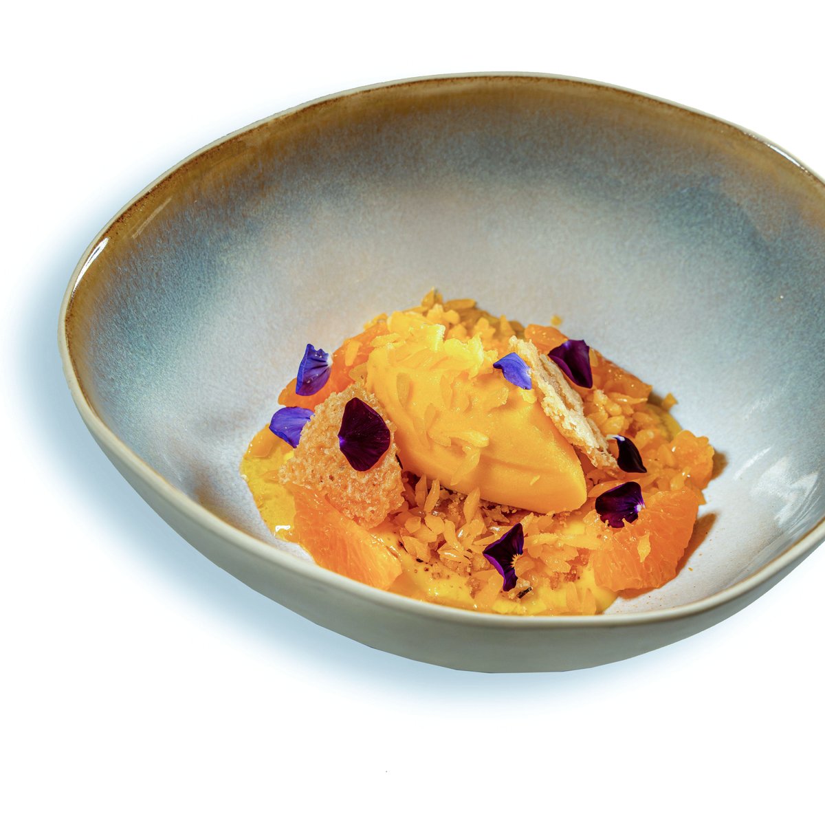 Rest_Calenric's tweet photo. Clementina ~🟠
•
Clementina ~🟠
•
Clementine ~🟠
#calenric #restaurantcalenric #valldebianya #estrellamichelin #guiamichelin #oad2024 https://t.co/SWUCFaw8LH