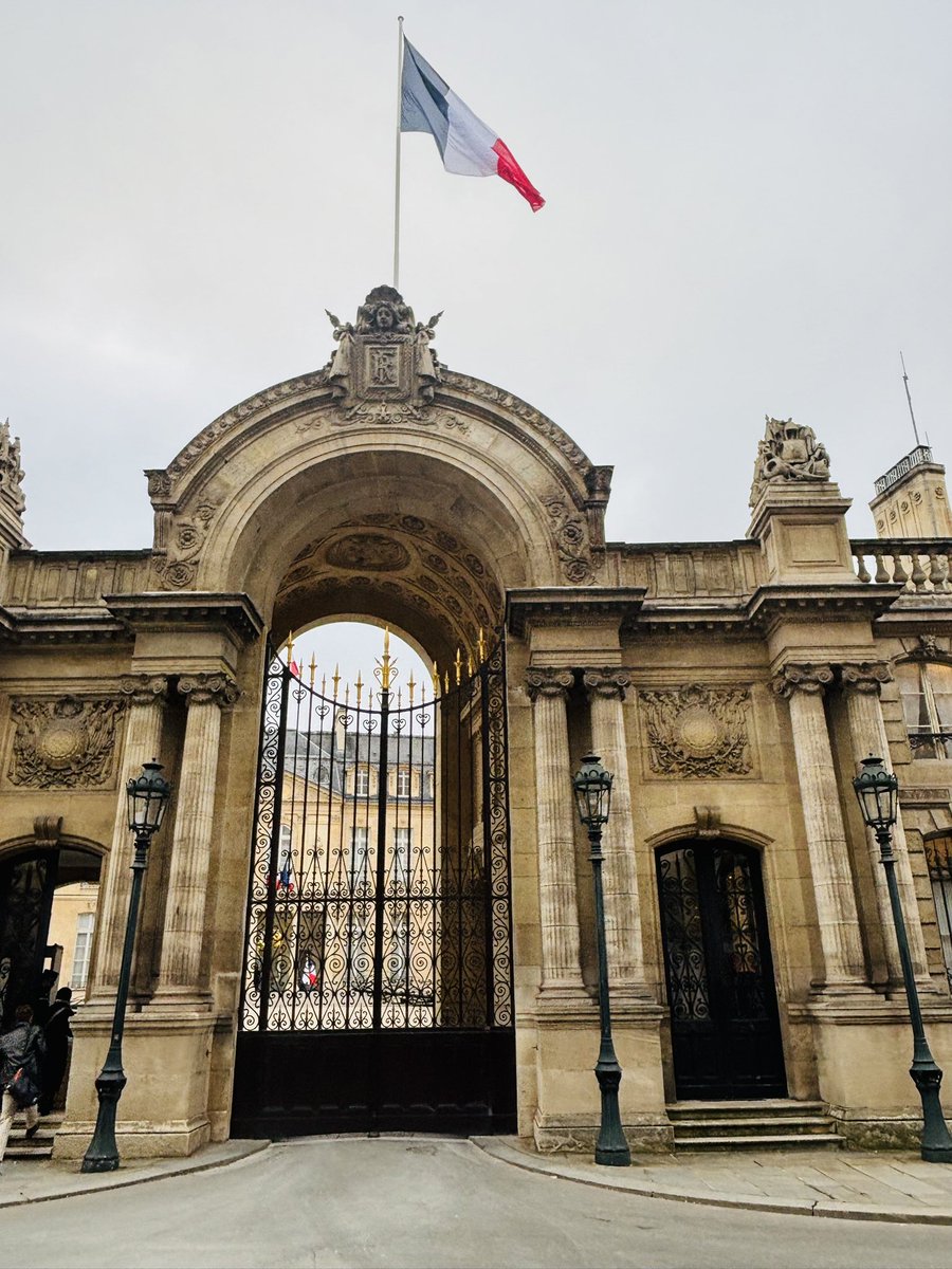 cyrilcibert's tweet photo. Bien arrivé @Elysee ✅ https://t.co/AWt6iYjuMC