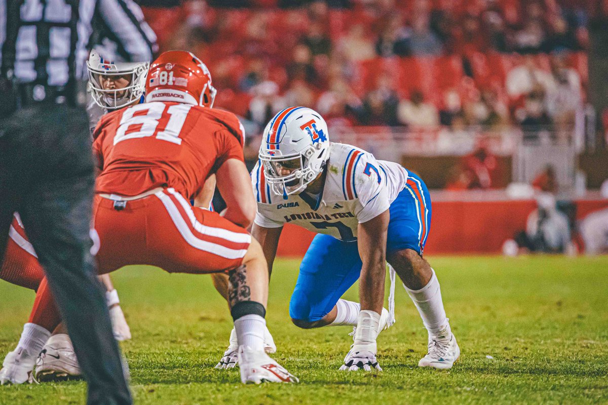 LA Tech EDGE Jayden Gray recruitment update 👀🔥

Offers:

Bowling Green
UTEP
Kennesaw State

Interest:

Florida
JMU
WKU
Miami (OH)
Buffalo
Georgia State