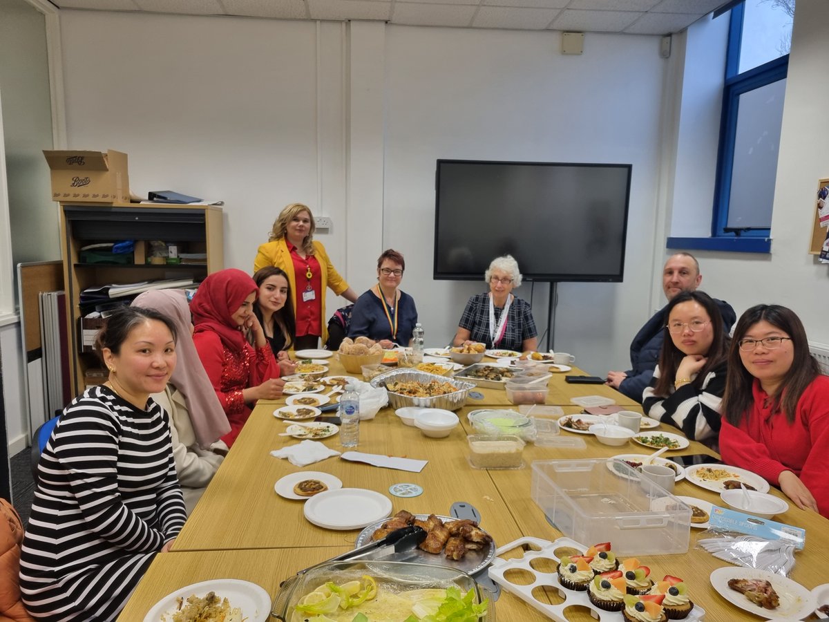 HartlepoolJS's tweet image. Today marked the last class of Term 1 for our wonderful English for Speakers of Other Languages (ESOL) learners, and what a delicious celebration it was! 🥟🥖

For more information about our ESOL courses, visit hartlepooljobsandskills.com.