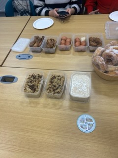 HartlepoolJS's tweet image. Today marked the last class of Term 1 for our wonderful English for Speakers of Other Languages (ESOL) learners, and what a delicious celebration it was! 🥟🥖

For more information about our ESOL courses, visit hartlepooljobsandskills.com.