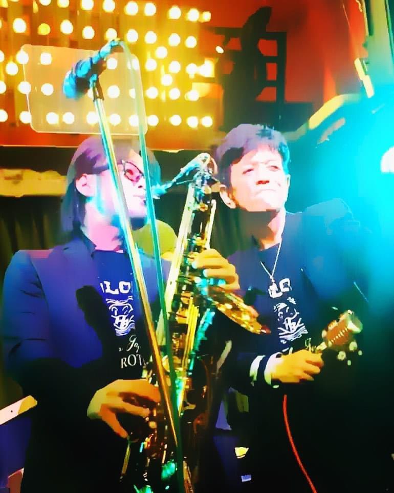 HBLOOD69's tweet photo. 2024.12.13日のTGIF
Live &amp;Bar TIME MACHINE Ogikubo
H-BLOOD Acoustic Live in荻窪
18:30 Op / 19:30〜2set / Mc3,500yen

#歌はタイムマシーン
#大丈夫さボロボロでもまだ飛べるぜ https://t.co/P32QPDePy2