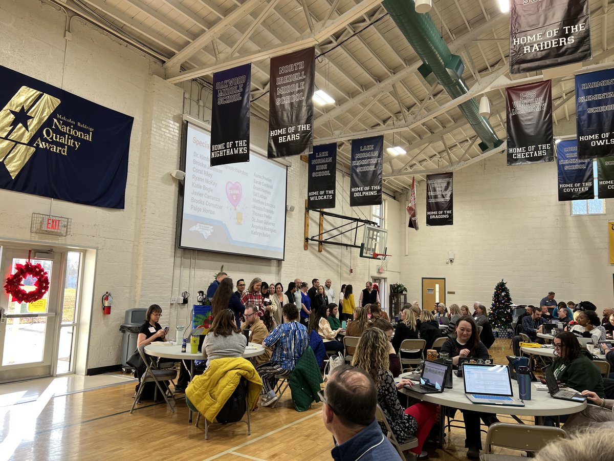 KayleElliott's tweet photo. #NCAISUMMIT @ncdpiDTL  
NC AI Summit in the West today! So excited to learn today! 🥳 🎉 https://t.co/OeVLlEfST4