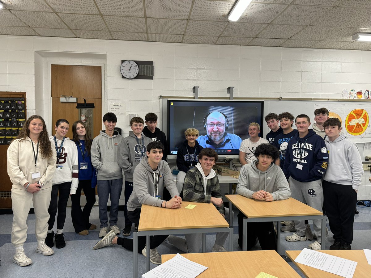 Mrs. Cinelli tweet media