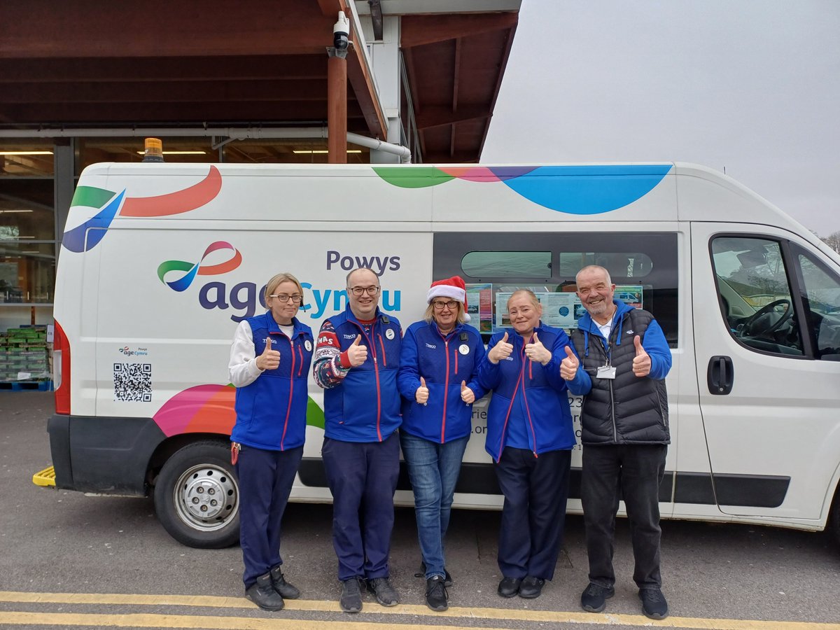We want to give a huge shoutout to the amazing team at Tesco Ystradgynlais for hosting the Age Cymru Powys Advice Van today! 
Thanks to your help, we’ve been able to reach out to more Powys residents and make a real difference.
#Tesco #Ystradgynlais #OlderPeople #CommunitySupport