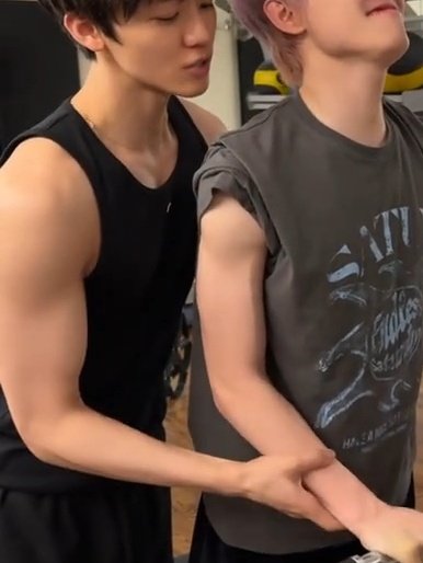 กุ 😭😭😭😭😭😭😭😭😭