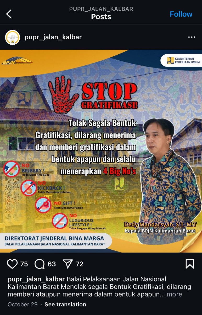 ceomical's tweet photo. nih lengkapnya ya netizen gausah tanya kenapa berani gini, maklum bapaknya Dedy Mandarsyah (Kepala BPJN Kalbar) istrinya Sri Meilina terkenal karena punya galeri batik tenun di palembang 😄 

nama anaknya Lady Aurellia Pramesti, anak FK Unsri (akun ig @/aureelady) https://t.co/muGeCWnX2A