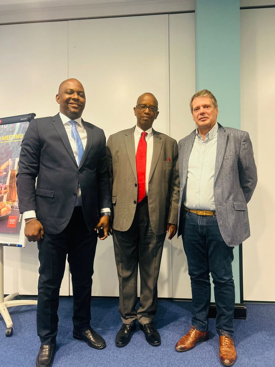 DCG (Rtd) Stanley NSABIMANA a représenté le Rwanda à la 30e Assemblée Générale de la Conférence Internationale des Ordres de Pharmaciens Francophones (CIOPF) à Bruxelles. Il a notamment échangé avec des leaders pharmaceutiques du Québec, de la France et de la Belgique.