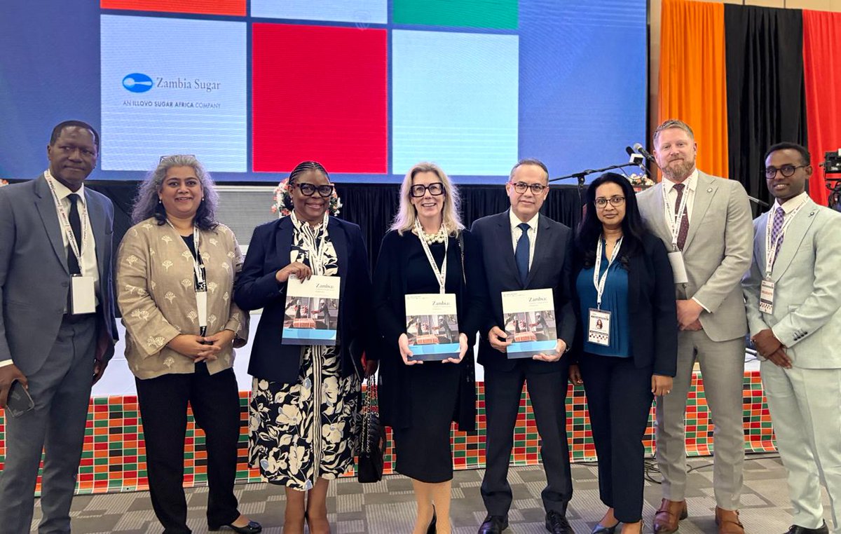 Mary Porter Peschka (@mppeschka) on Twitter photo Great to launch the <a href="/WorldBank/">World Bank</a> Group's Zambia Private Sector Diagnostic (CPSD) in Lusaka, #Zambia today. Read more to see how the country could generate new investments of up to $21 billion & create 300,000 jobs by 2030. wrld.bg/AFxS50UmvqP Great to launch the <a href="/WorldBank/">World Bank</a> Group's Zambia Private Sector Diagnostic (CPSD) in Lusaka, #Zambia today. Read more to see how the country could generate new investments of up to $21 billion & create 300,000 jobs by 2030. wrld.bg/AFxS50UmvqP
