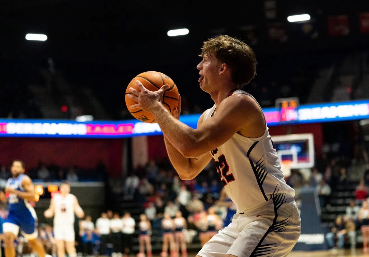 Twashington490's tweet photo. .@josiahdunham22 knew he can make an impact on the USI men’s basketball team.

The freshman and Evansville Christian product is still making a name for himself for the Screaming Eagles, playing in every game so far.

“He’s not your typical freshman.” https://t.co/m9Xg9KfWUL https://t.co/d5Nz6pvaQa