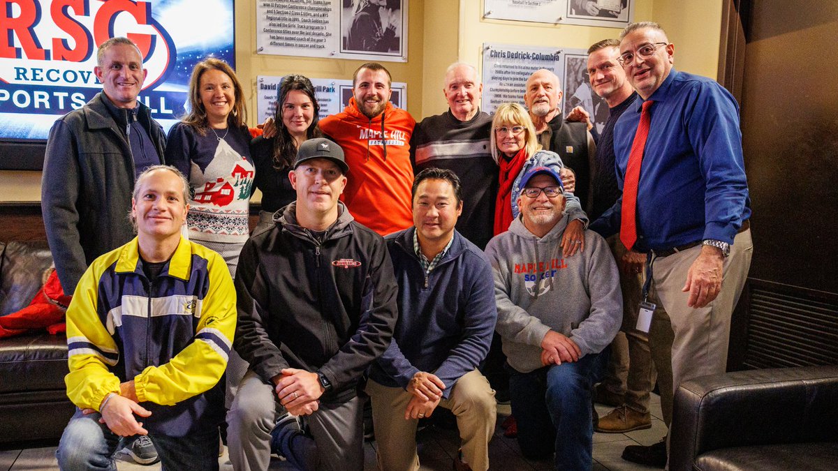 MapleHill_HS's tweet photo. Long-time &amp; accomplished @MH_Athletics Coaches Sheila Golden (Soccer, Bowling, Track &amp; Field) &amp; Jim Canonica (Baseball) were inducted to the Coaches Corner Wall of Fame @ the East Greenbush Recovery Sports Grill! Congrats to Coach Golden &amp; Coach Canonica on a well-deserved honor! https://t.co/vvOOnOhTJE