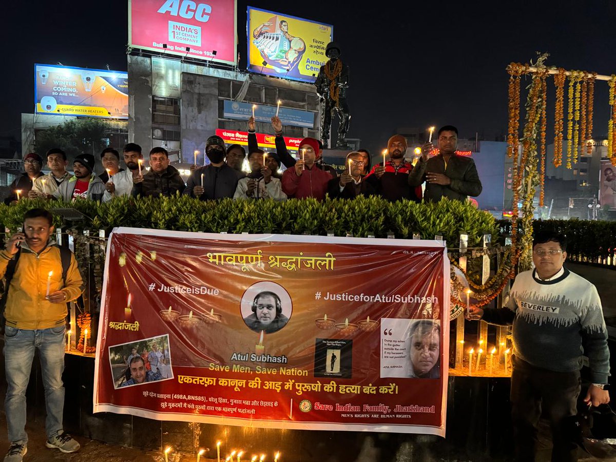 "Alleging harassment by his wife, a UP man ends his life, leaving behind a 24-page suicide note." 
Misuse of Sec 498A, biased judiciary against men took his life. Candle light up at Firayalal Chowk Ranchi by SIF Jharkhand
#justiceforatulsubhash
<a href="/JharkhandPolice/">Jharkhand Police</a> <a href="/SIFJharkhand/">SIFJharkhand</a>