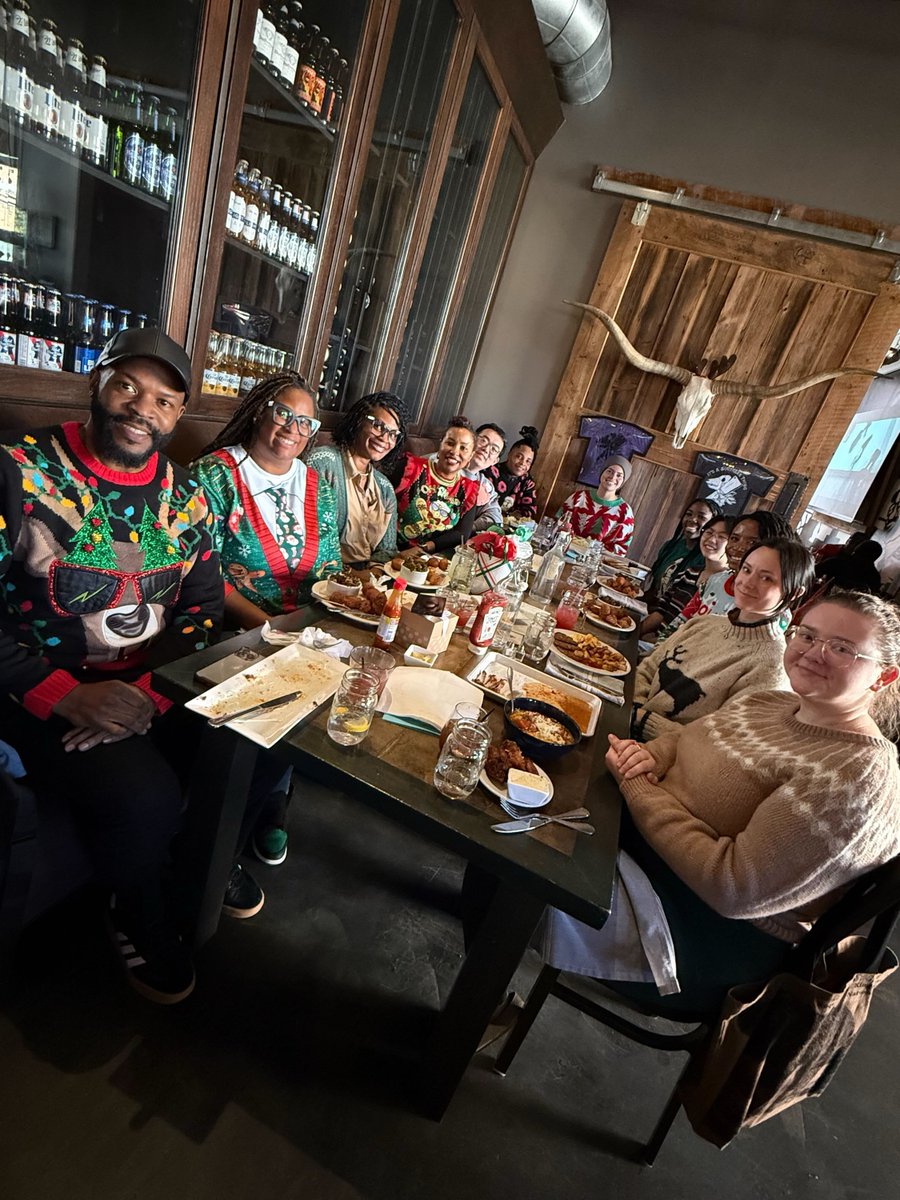 Had the best time at the LAIER Holiday Brunch! 🎄✨ Rocked our festive sweaters, exchanged secret Santa gifts, and celebrated the season with some amazing people. Grateful for this holiday cheer! ❤️🎅 #HolidayVibes #FestiveFun #LAIERHolidayBrunch