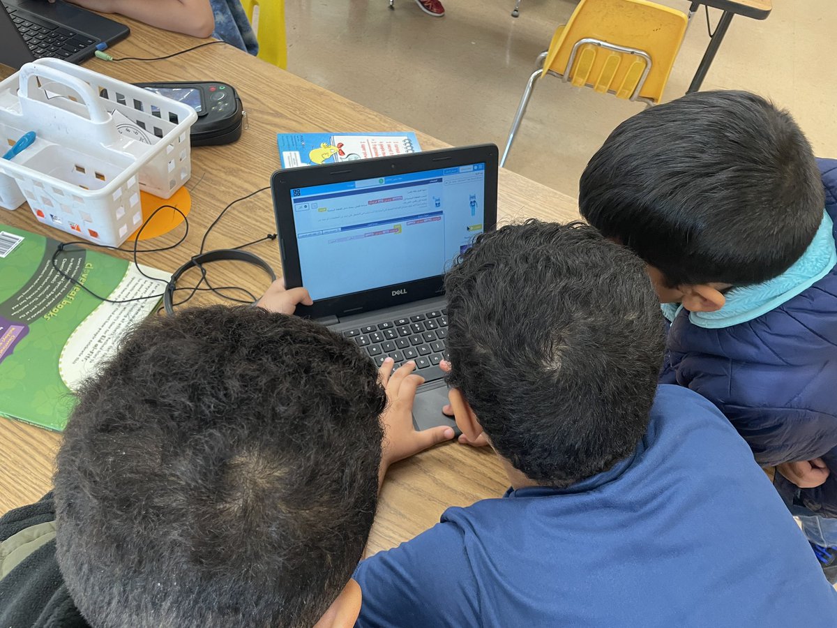 Rebecca Fischer tweet media