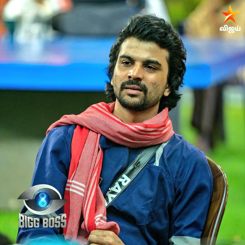 🔥🔥Whom do you Support…..?🔥🔥

#Soundariya - Like 

#Raanav - Retweet &amp;
Comment 🔥🔥🔥

#BoycottBollywood
#WeStandWithSoundariya
#BiggBoss8Tamil #BiggBossTamil
#biggbosstamil8 
#BiggBossTamilSeason8 #BiggBossTamil8Season #BoycottBollywood