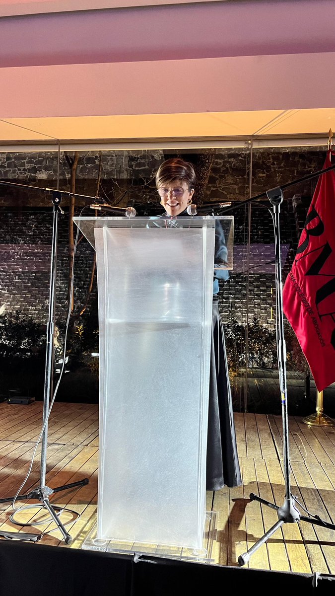 En reconocimiento a su trayectoria y aportaciones invaluables a los valores del derecho, la docencia e investigación, la <a href="/BMA_Abogados/">Barra Mexicana, Colegio de Abogados A.C.</a> que preside <a href="/oleavabogado/">Víctor Oléa</a> otorgó a la Dra. <a href="/magalonik/">Ana Laura Magaloni K</a> el Premio Nacional de Jurisprudencia 2024, uno de los máximos reconocimientos jurídicos en