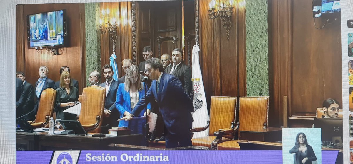 sebadestefano's tweet photo. Felicitaciones a @MEISMARCELO por tu ingreso al @consejomcaba. Exitos en tu nueva gestión. Otro integrante de @abogadosxarg que representa a los abogados de la ciudad de Buenos Aires https://t.co/dEna7WRXZ1
