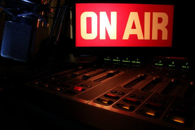 Now On Air #VillageSquare with your host <a href="/Johnbillb4/">F i n e r ☘️</a> &amp; <a href="/Imeonoexcel/">Madam Seke</a>

NP 📻 "Puff" by <a href="/life_of_ik/">Ik Udofia☘️</a> On #VillageSquare with <a href="/Johnbillb4/">F i n e r ☘️</a> On Your Frequency Of Choice <a href="/atlanticfmuyo/">Atlantic 104.5 FM</a>

Listen live ⬇️
zeno.fm/radio/atlantic

......A Promise Fulfilled