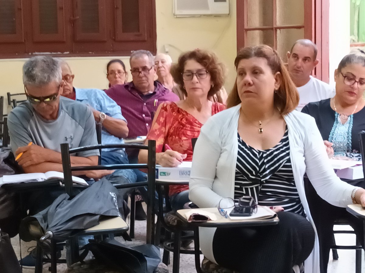 MariaC_Velasco's tweet photo. @CITMAVCL desarrolla análisis trabajo 2024 especialistas Territoriales de Políticas en los municipios. Cuánto hemos hecho !! Desafíos identificados continuar avanzando #GGCI #ProtecciónAmbiental @citmacuba @Colina_VClara @MilaxyA @ArmandoRguezB https://t.co/sePaWdueCR