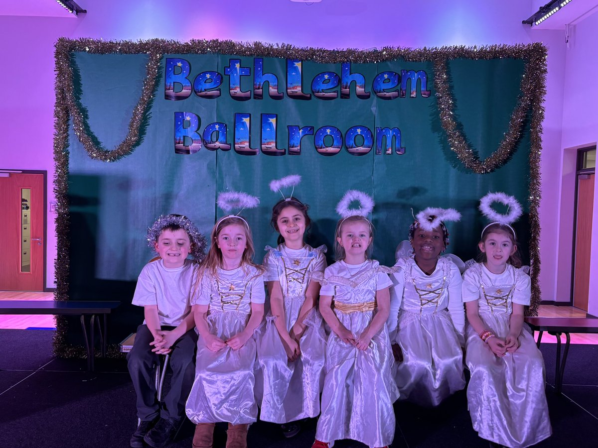 Cher Thomson tweet media