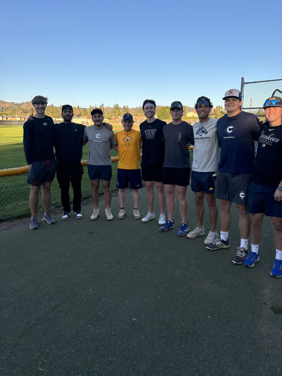 Villa Park Baseball (@vphs_baseball) on Twitter photo Great to have our Alumni back in town. Go Spartans! <a href="/VPHSathletics/">Villa Park Athletics</a> <a href="/_zachbrown1/">Zach Brown</a> <a href="/Miles_Z7/">Zac Miles</a> <a href="/tgorddd/">Tyler Gordon</a> <a href="/tmcg32/">Tommy McGuire</a> <a href="/isaacOntivero16/">Isaac Ontiveros</a> <a href="/GeoffreyMcArth1/">Geoffrey McArthur</a> <a href="/JustinTims27/">Justin Tims</a> Nate Pone Luke Wobrock Great to have our Alumni back in town. Go Spartans! <a href="/VPHSathletics/">Villa Park Athletics</a> <a href="/_zachbrown1/">Zach Brown</a> <a href="/Miles_Z7/">Zac Miles</a> <a href="/tgorddd/">Tyler Gordon</a> <a href="/tmcg32/">Tommy McGuire</a> <a href="/isaacOntivero16/">Isaac Ontiveros</a> <a href="/GeoffreyMcArth1/">Geoffrey McArthur</a> <a href="/JustinTims27/">Justin Tims</a> Nate Pone Luke Wobrock