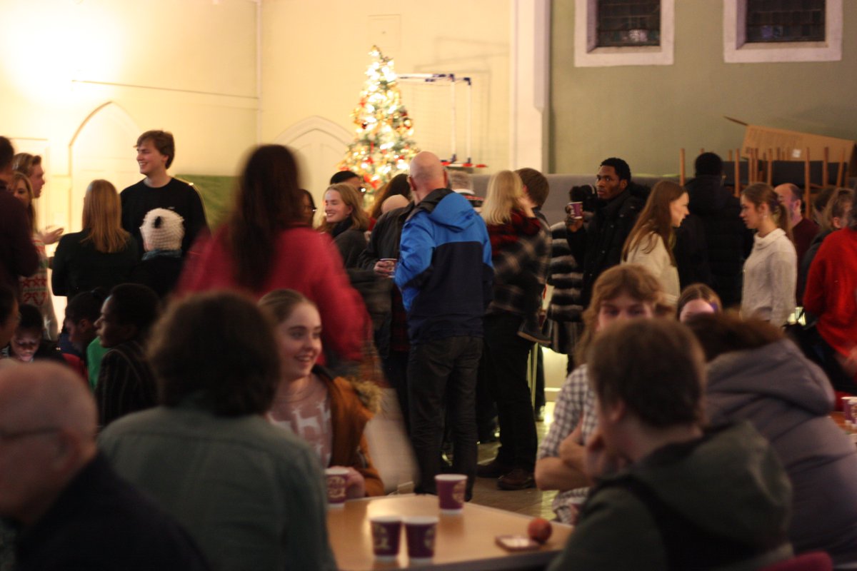 LeedsVineyard's tweet photo. A joyous evening celebrating the hope, peace, love and joy Jesus brings ✨

Thank you to everyone who joined our Carol Service! https://t.co/08fypS9hgB