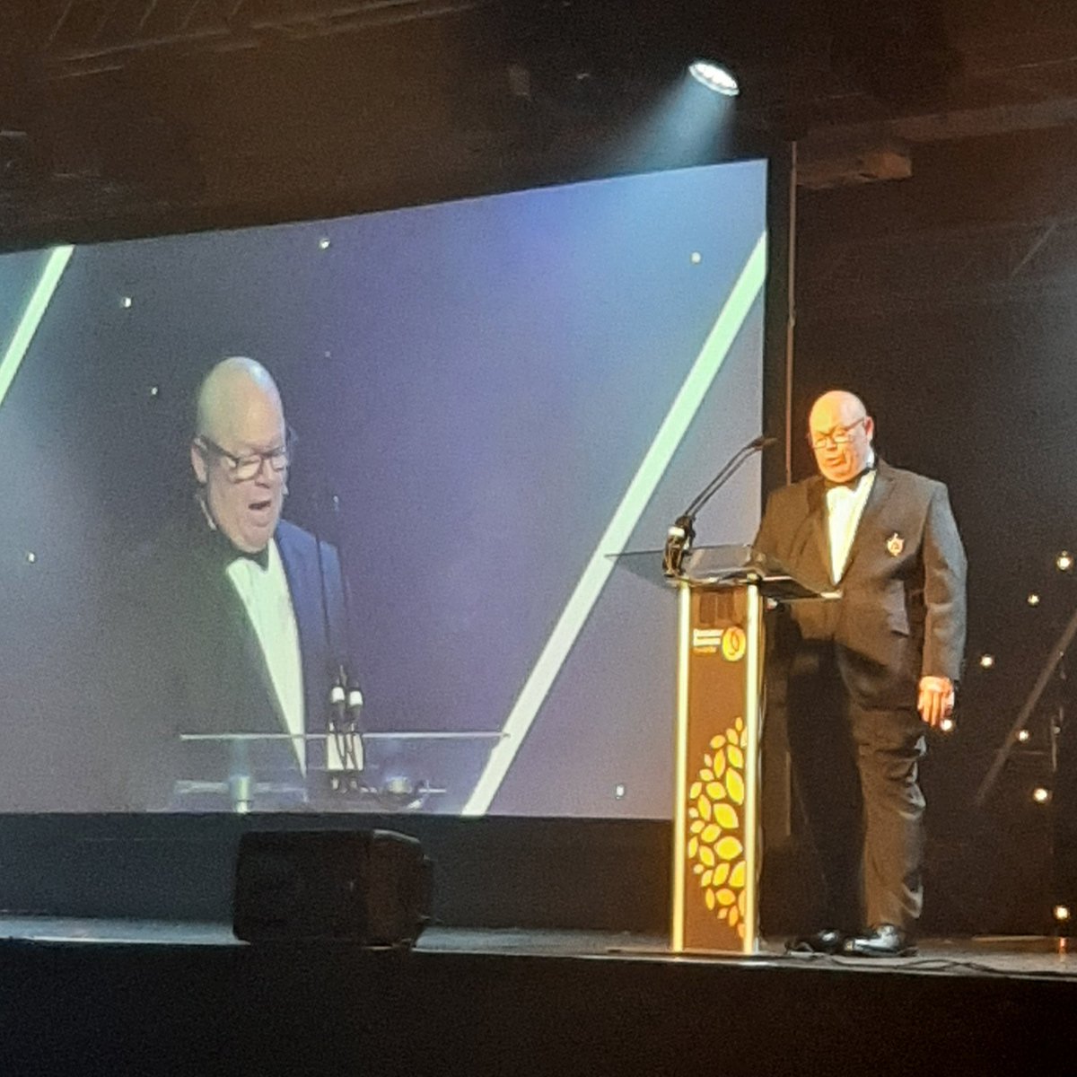 Ian Leech tweet media