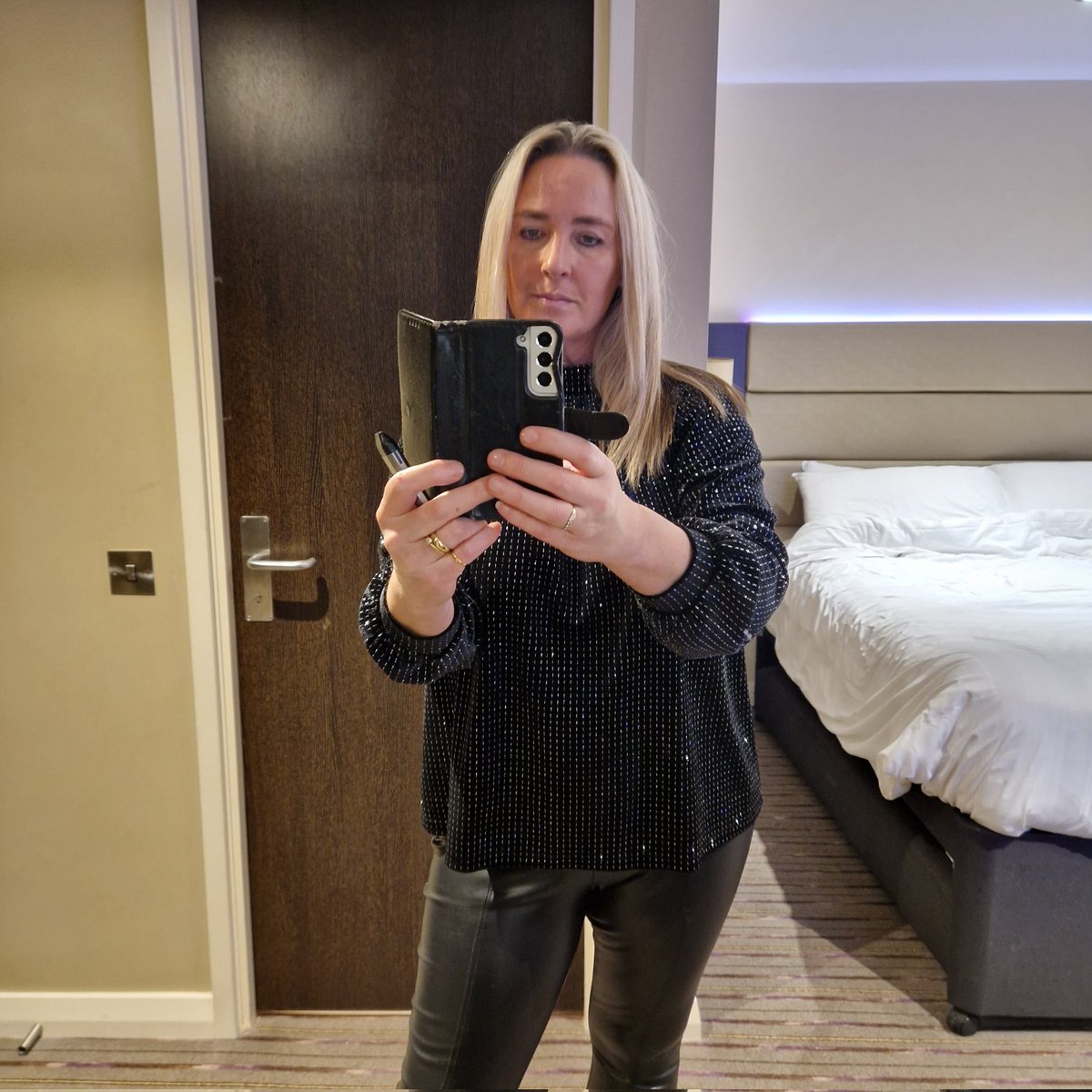 andie10's tweet photo. #NewProfilePic https://t.co/2YiFaAmQvu