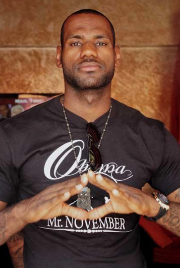 keith369me's tweet photo. @Prolotario1 Lebron is an upstanding basketball player...lol. https://t.co/6EvQTjsBqc