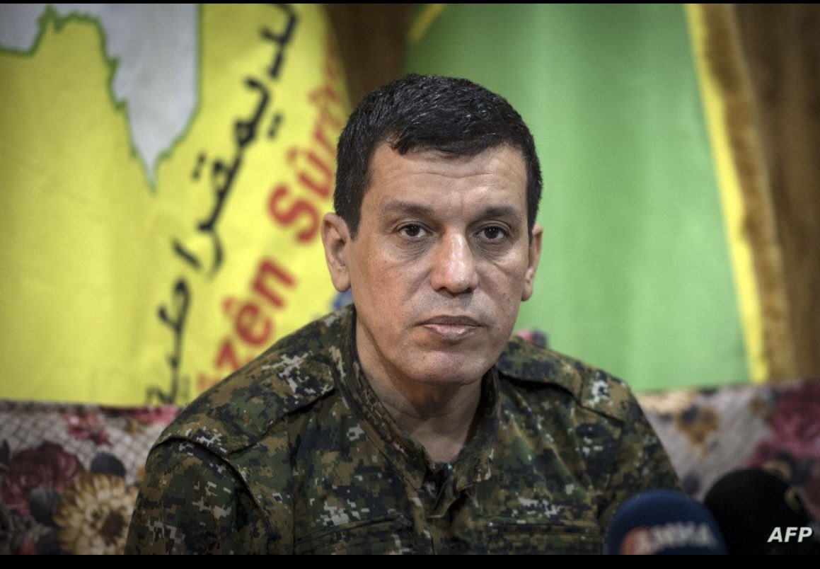 QSD Genel Komutanı Mazlum Abdi:

“Ateşkes süreci yarın başlayacak.

Suriye'deki sorunları siyasi olarak çözmek için tüm taraflarla görüşmeye çalışıyoruz.

SMO grubları Türk devletinin onayı olmadan herhangi bir karar veremeyiz diyorlar.Bizzat bu savaşı Türkler yürütüyor diyorlar”