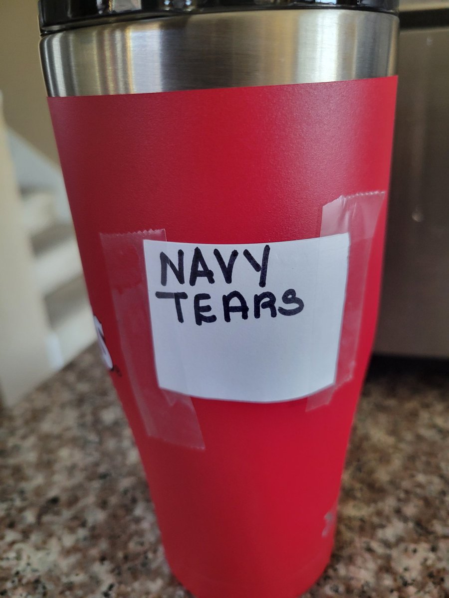 theislander74's tweet photo. Go Army!  Let's crush Navy. https://t.co/pM8h8N6Ama
