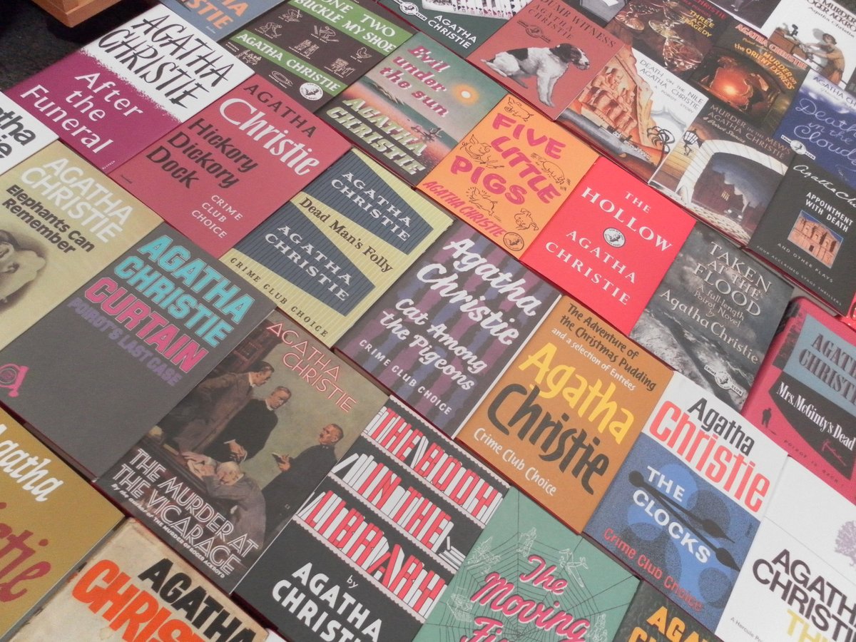 Look at all these lovely facsimile edition #AgathaChristine books. Freshly donated today and out in the shop already. There's a couple of meters worth of them on the shelves! Perfect for presents to loved ones or yourself!