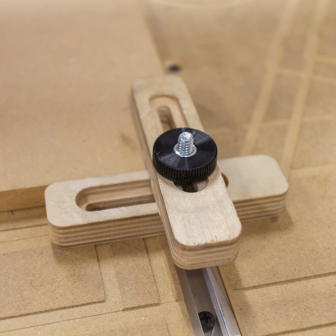 MatterHackers's tweet image. #CNCMachines #automate #precise #cutting and #shaping of materials like #metal and #wood, vital for #prototyping and #production. Types include #mills, #routers, and #lathes, with costs from $2k to millions.

matterhackers.com/r/gzSP0u

#MatterHackers