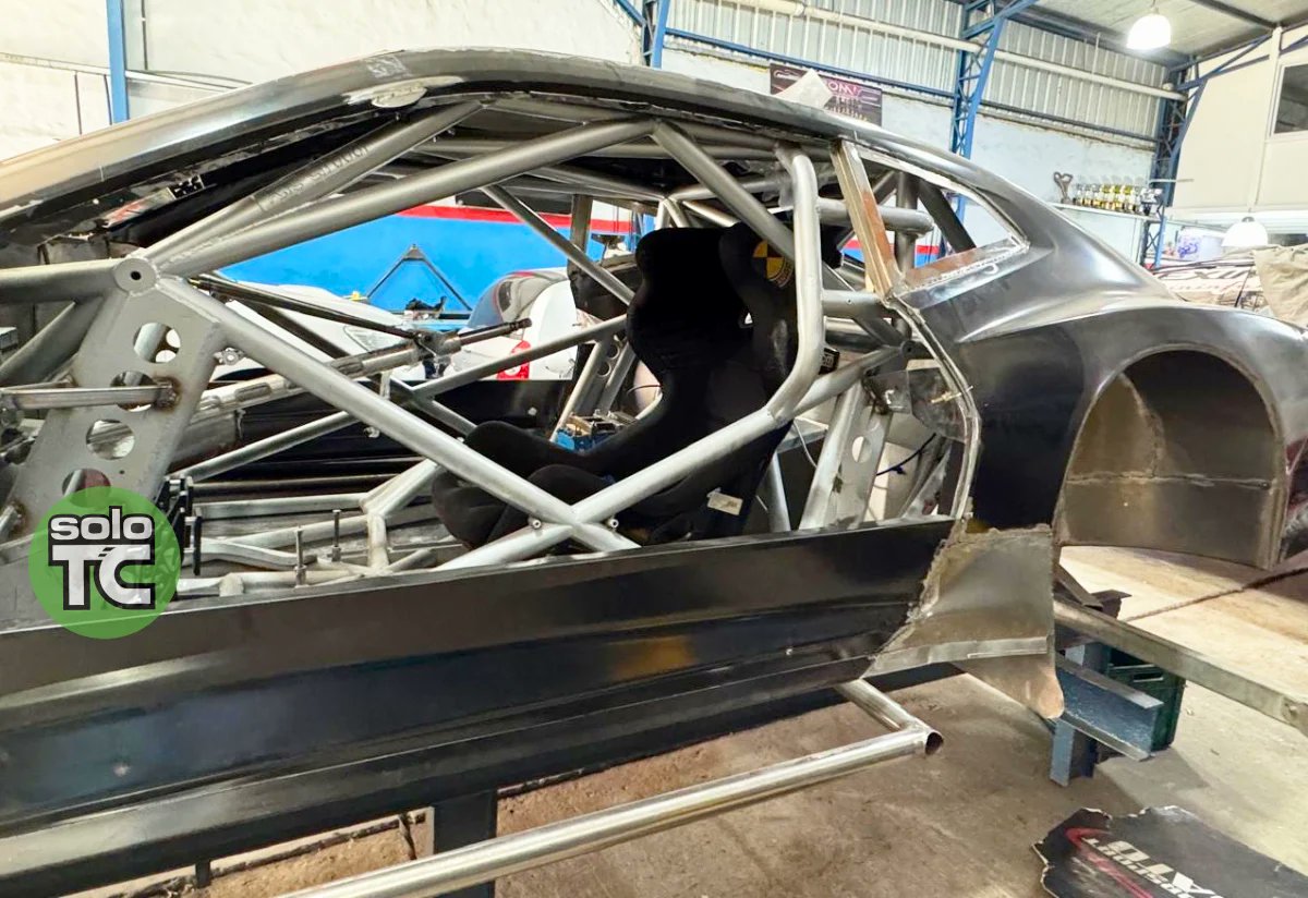 🚨 Adelanto: así está el Camaro de <a href="/Nicoimpiombato/">Nicolás Impiombato</a> para su debut en el TC.
📢 El piloto le contó a SoloTC detalles sobre el armado del auto de Nueva Generación para correr en 2025 en el #TurismoCarretera.

La nota ⬇️
solotc.com.ar/adelanto-cjevr…