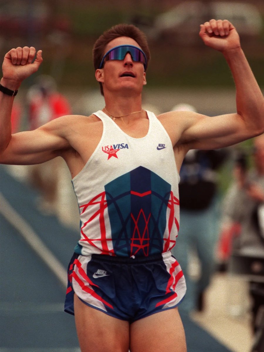 🏅 In 2005, Kip Janvrin claimed his 15th decathlon title at the Drake Relays, cementing his legendary status before announcing his retirement. With 17 individual titles, he holds the all-time record in Relays history. He is a true icon of the Blue Oval 🌟