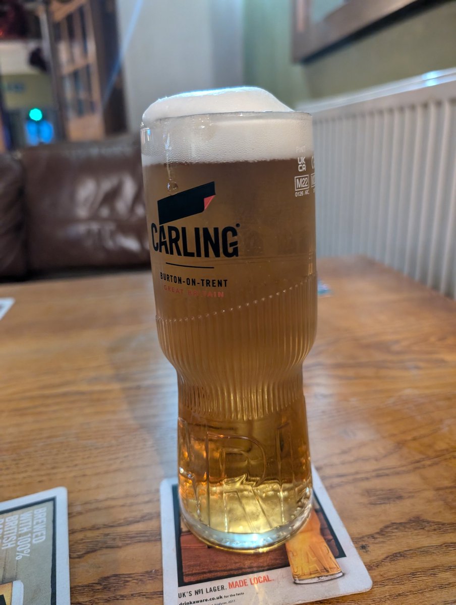 PubsCymru's tweet photo. #Carling amdani yn y #FfostrasolArms
Tafarn lleol prysur gyda dau bwrdd pwl.
Gweini bwyd trwy'r dydd 👍
#Ffostrasol ger #Llandysul https://t.co/MUM3oAuWsh