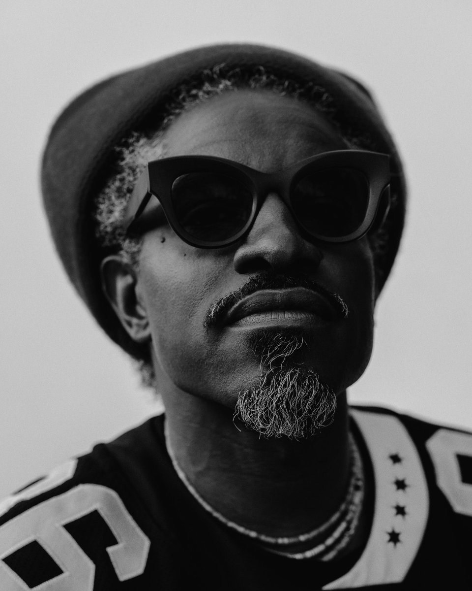 HipHopAllDayy's tweet image. André 3000 says he is &quot;inspired&quot; by Kendrick &amp;amp; Drake&apos;s output as artists and that if he were to make a rap album, it would be partly because of their inspiration 🔥🤍

&quot;I think what would help me make a rap album is being around rappers […] I&apos;ve talked to Kendrick. We talked,…