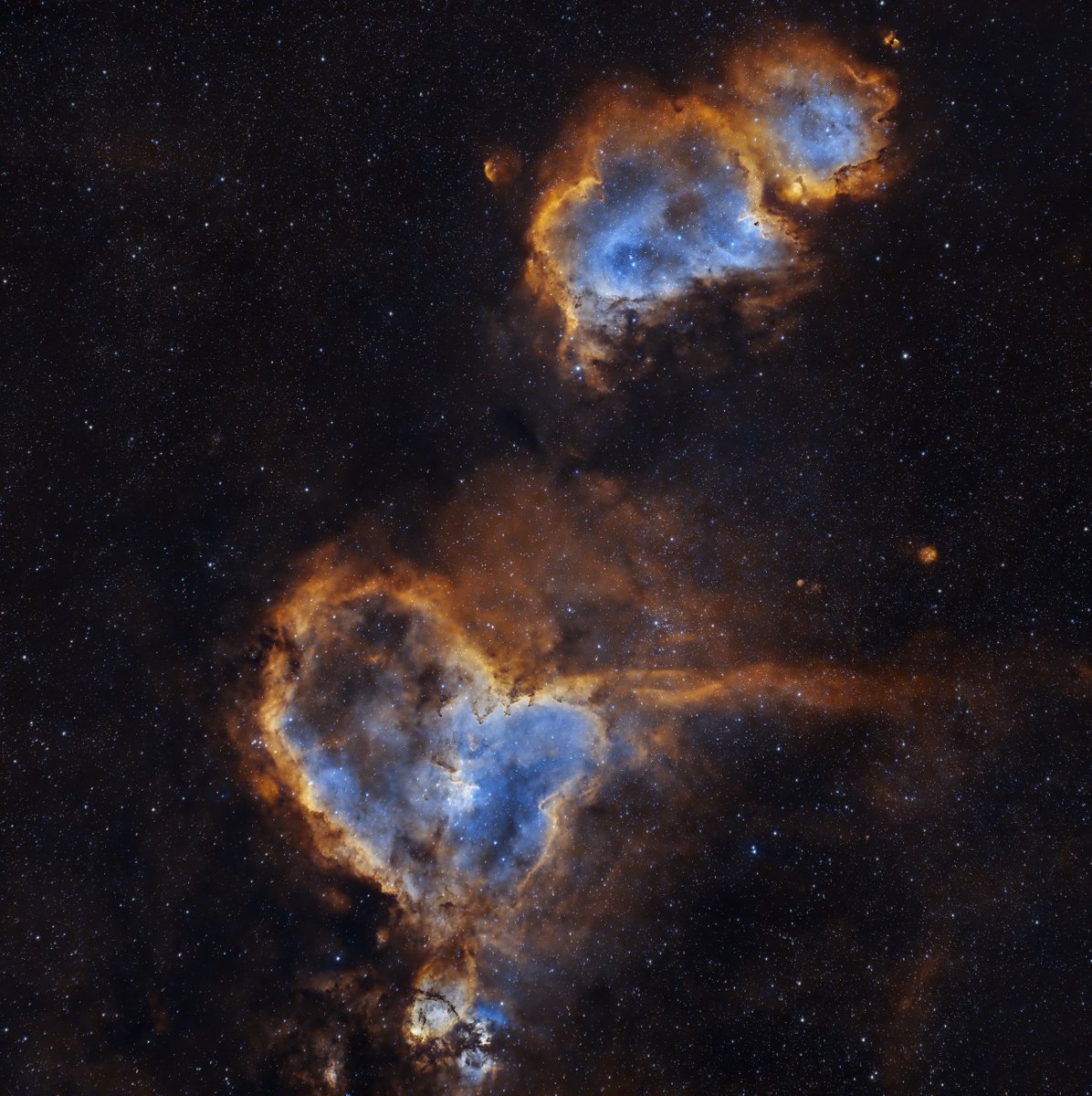 Heart and Soul: Grad student Imran Sultan wins global photography competition for the second year in a row 💜📸

Sultan's photo of Heart and Soul Nebulae—found in the Cassiopeia constellation—won the 2024 <a href="/royalsociety/">The Royal Society</a> Publishing Photography Competition's astronomy category.
